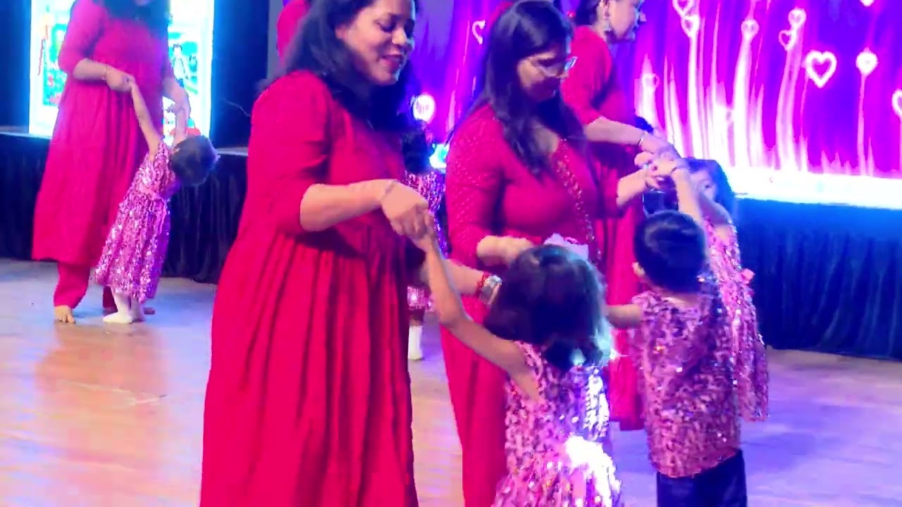 Rainbow Playhome Annual Function 2025-26 Khatte Meethe Lamhe - Mother Child Song by Mid Term Kids