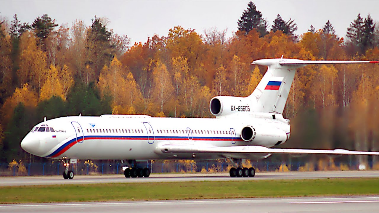 Туполев Ту-154 - Легенда авиации. Последний произведённый Ту-154Б-2. Посадка.