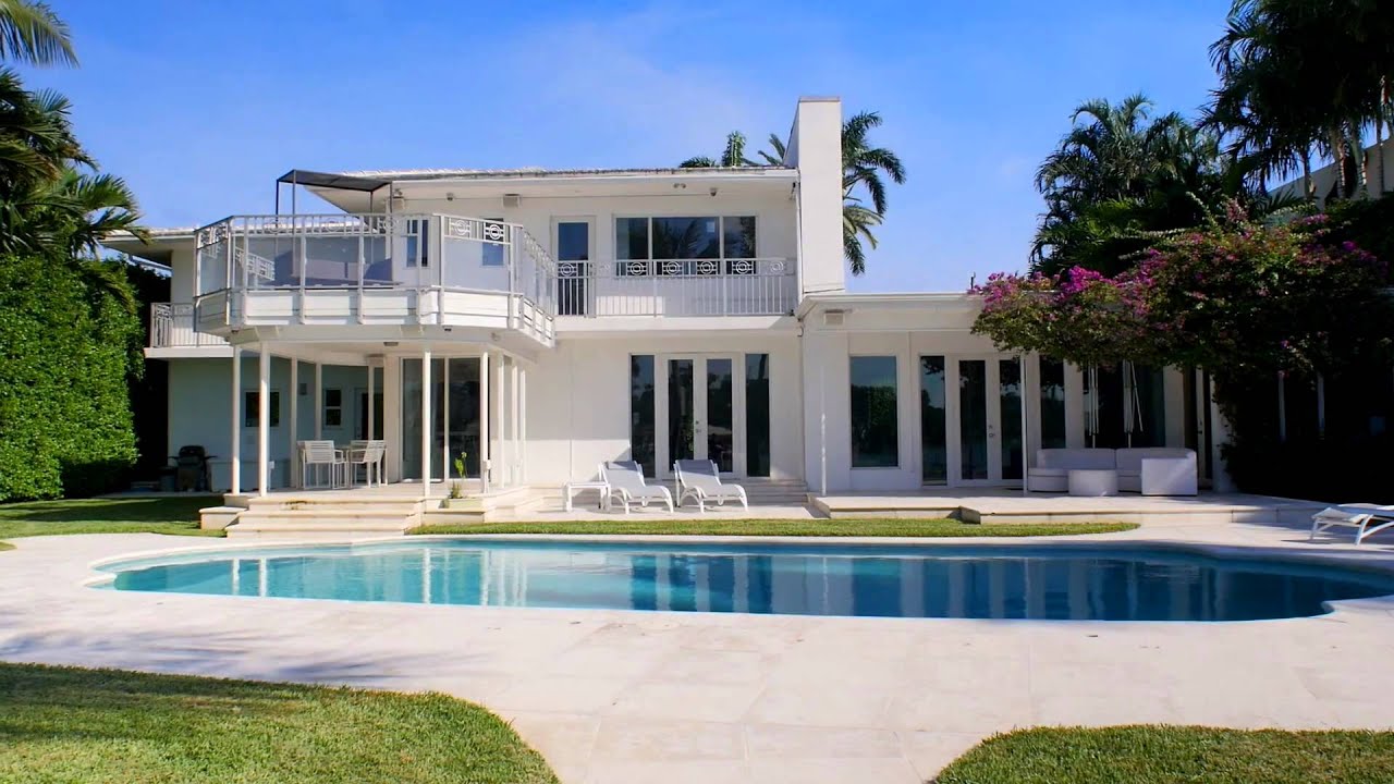 Charming Waterfront Home in Miami Beach, Florida