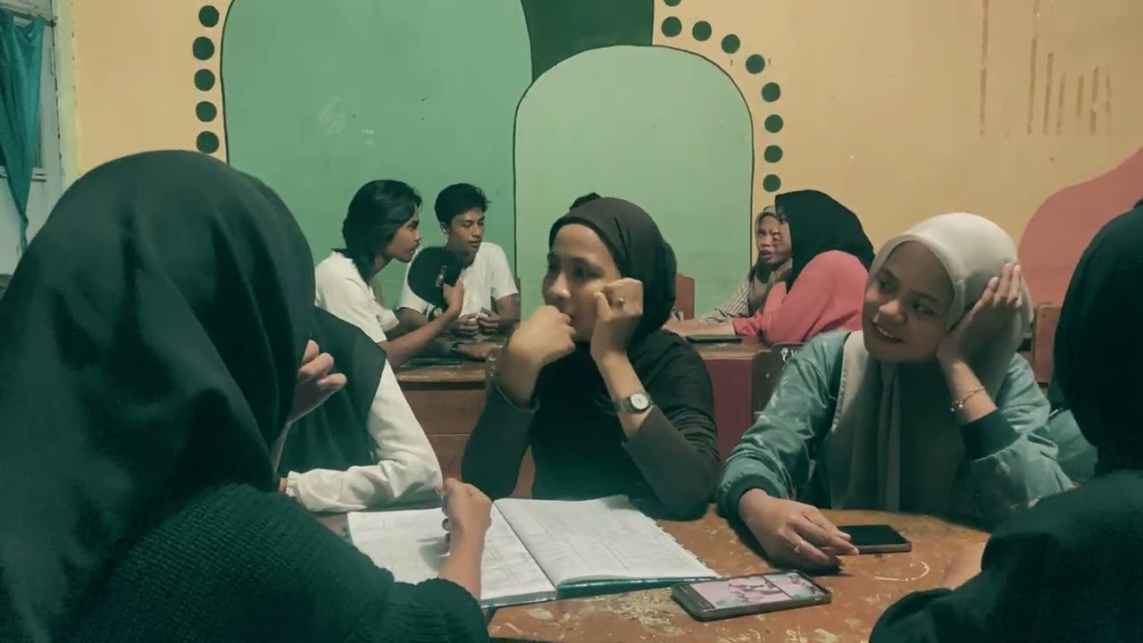 Mikrokontroler hanya mengeksekusi logika yang kita tanamkan, ia tidak berfikir hanya patuh. - KELASB