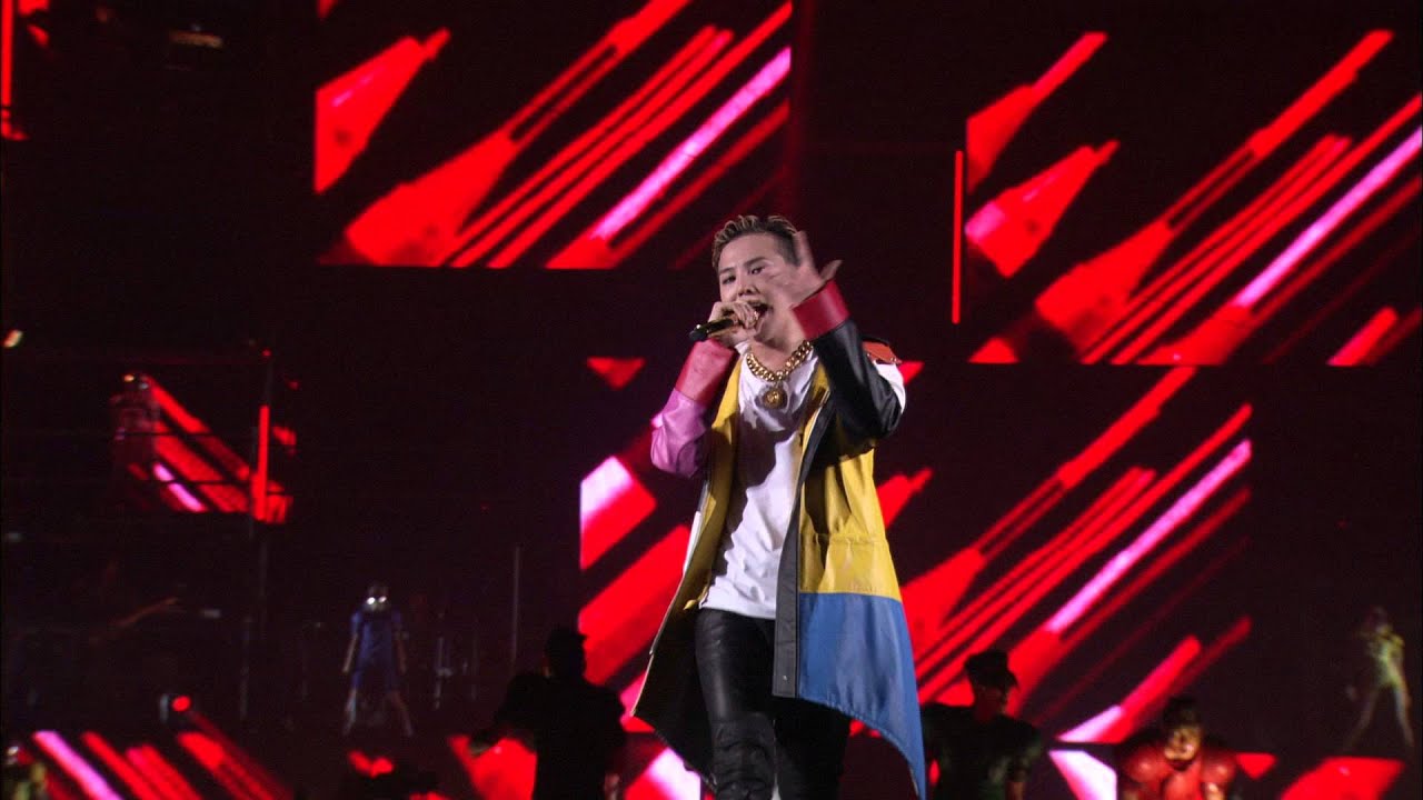 G-DRAGON - CRAYON+FANTASTIC BABY (2013 WORLD TOUR ～ONE OF A KIND～ IN JAPAN DOME SPECIAL)