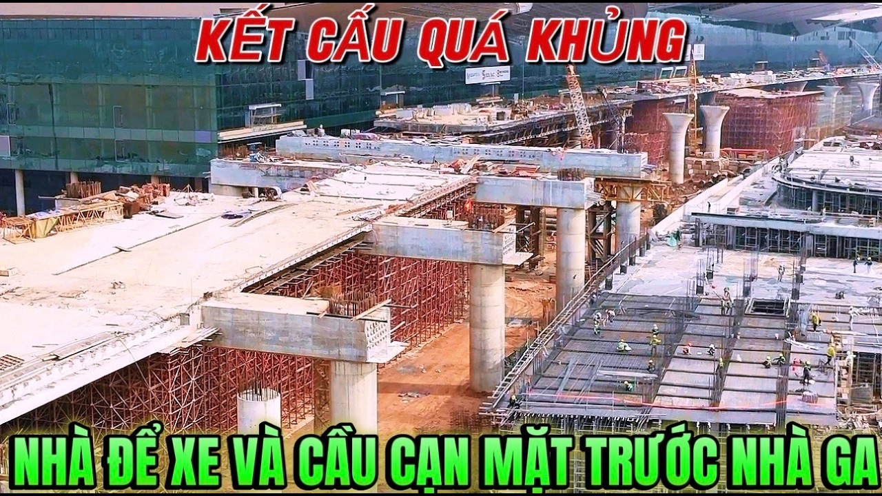 CẬN CẢNH KẾT CẤU NHÀ ĐỂ XE VÀ CẦU CẠN MẶT TRƯỚC NHÀ GA QUÁ KHỦNG.