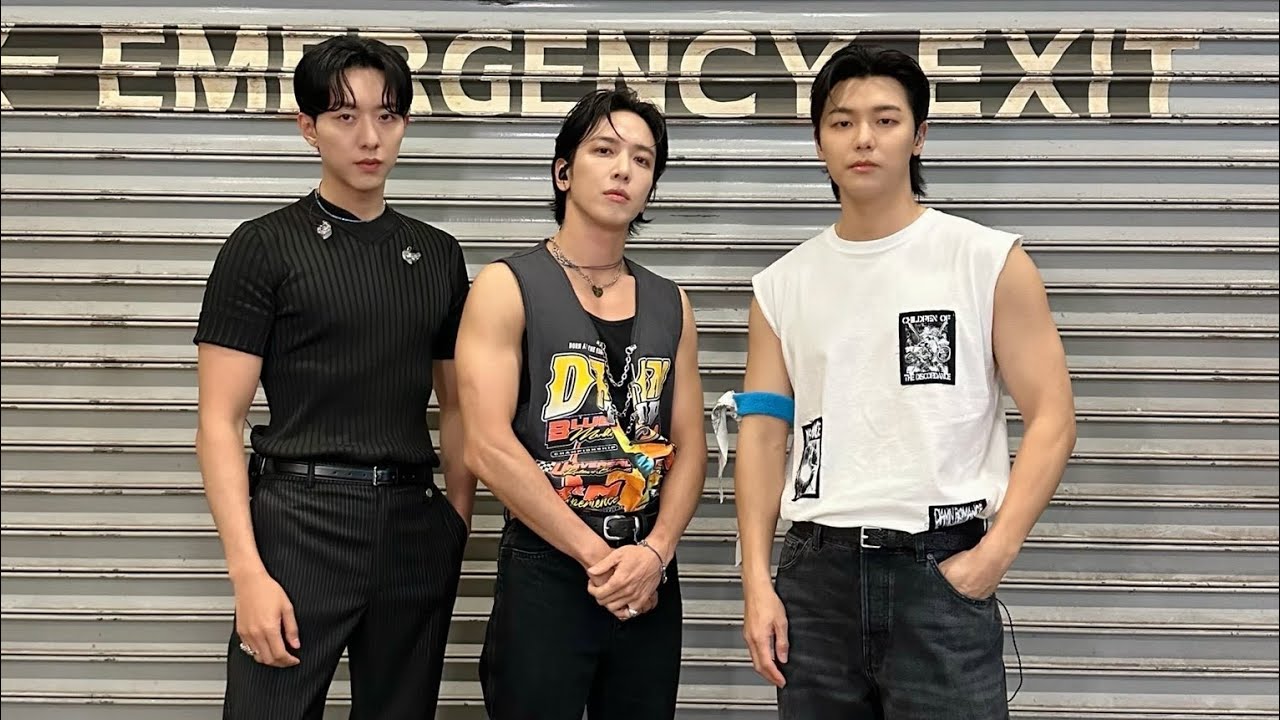 CNBLUE  24/04/27  Asia tour  cnbluentity live 
