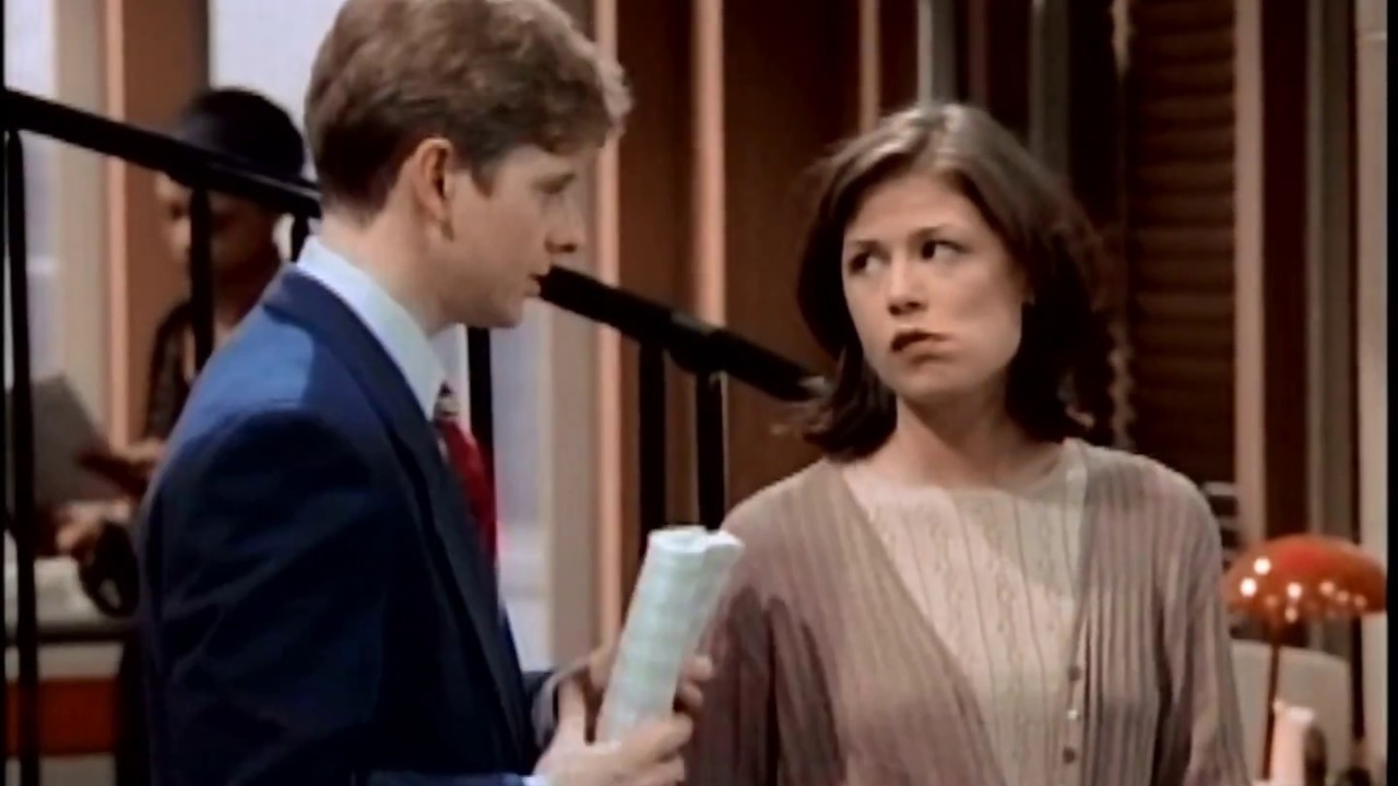 Lisa Moments -  Maura Tierney - NewsRadio