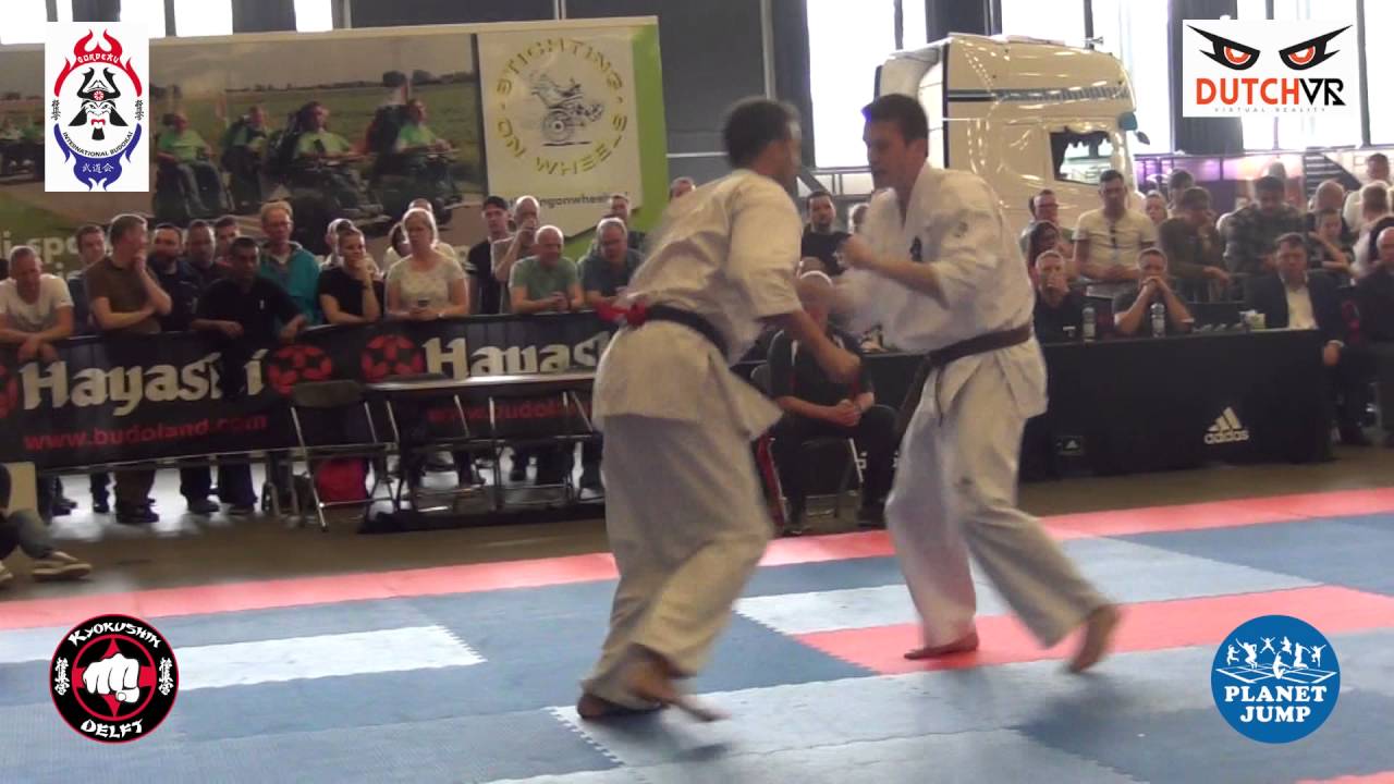 2016 05 21 NK Kyokushin  mat 2  fight 17