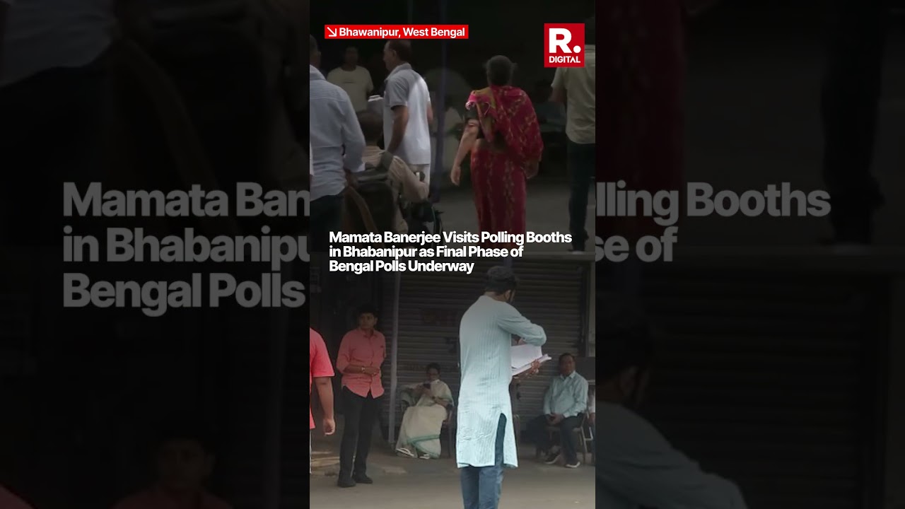 West Bengal CM Mamata Banerjee Oversees Polling in Bhawanipur, Her Assembly Constituency