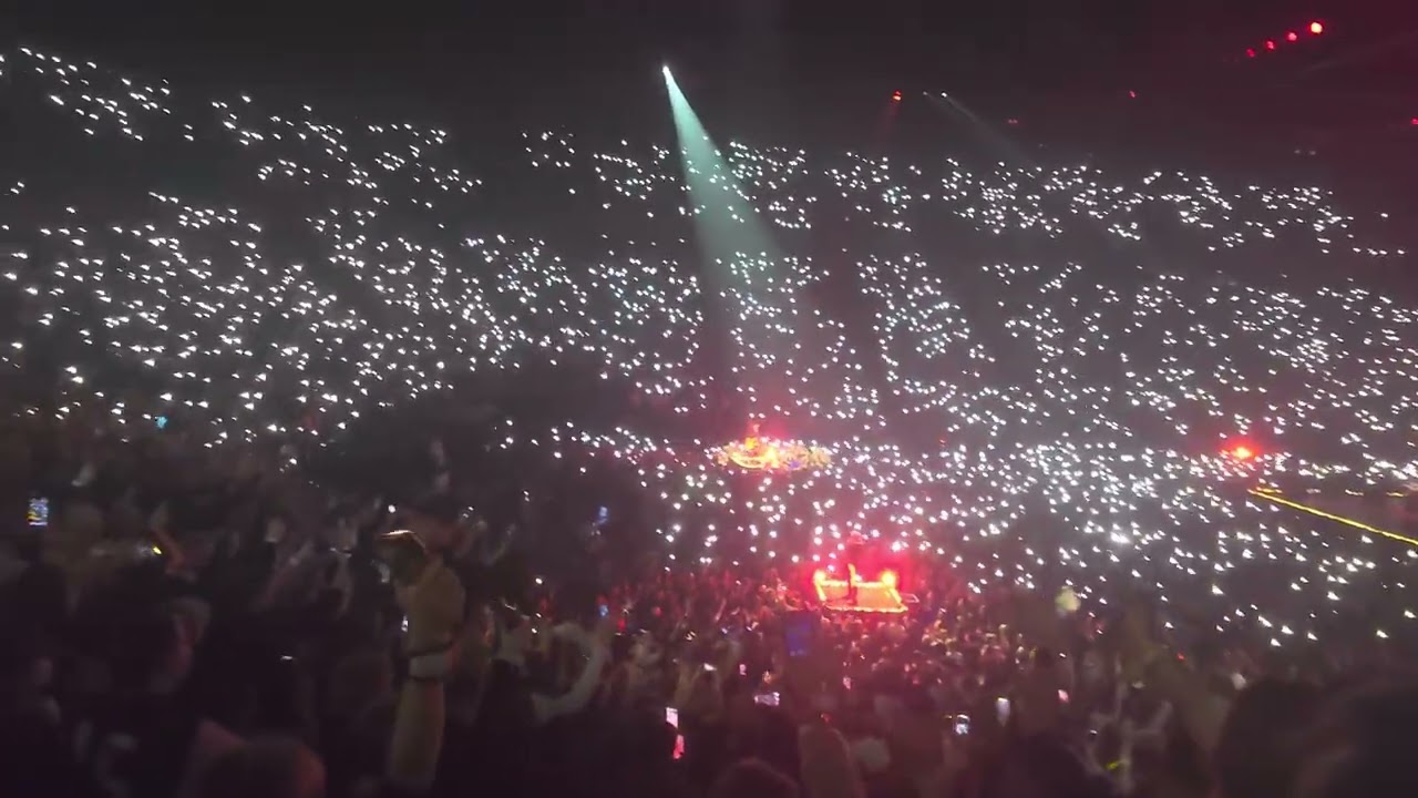 Je ne peux plus dire je t'aime Indochine reprise jacques Higelin live accor arena le 28 février 2026