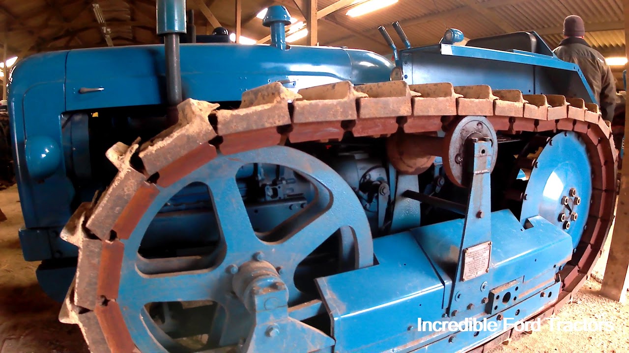 1955 Fordson Roadless J17 Major E1A 3.6 Litre 4-Cyl Diesel Crawler Tractor (38 HP)