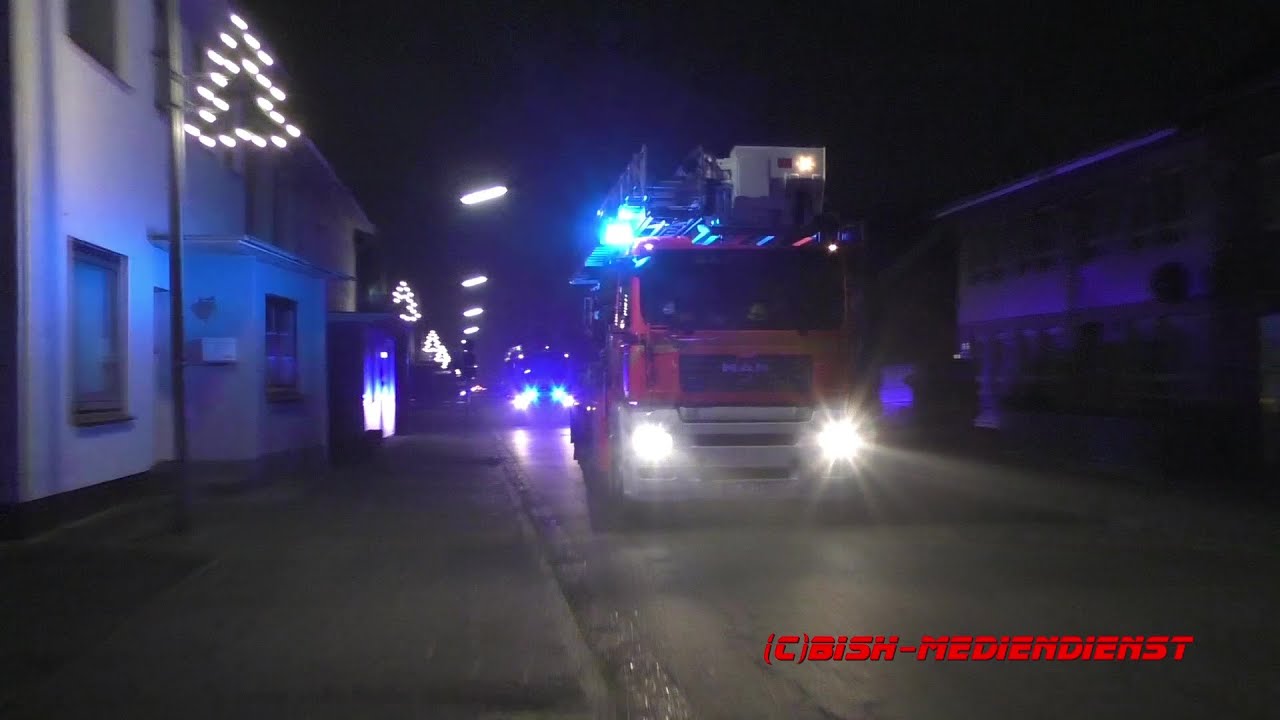 [Explosion beim Elternabend] FF Schacht-Audorf, Schülldorf, Osterrönfeld, Rendsburg + DRK Rendsburg
