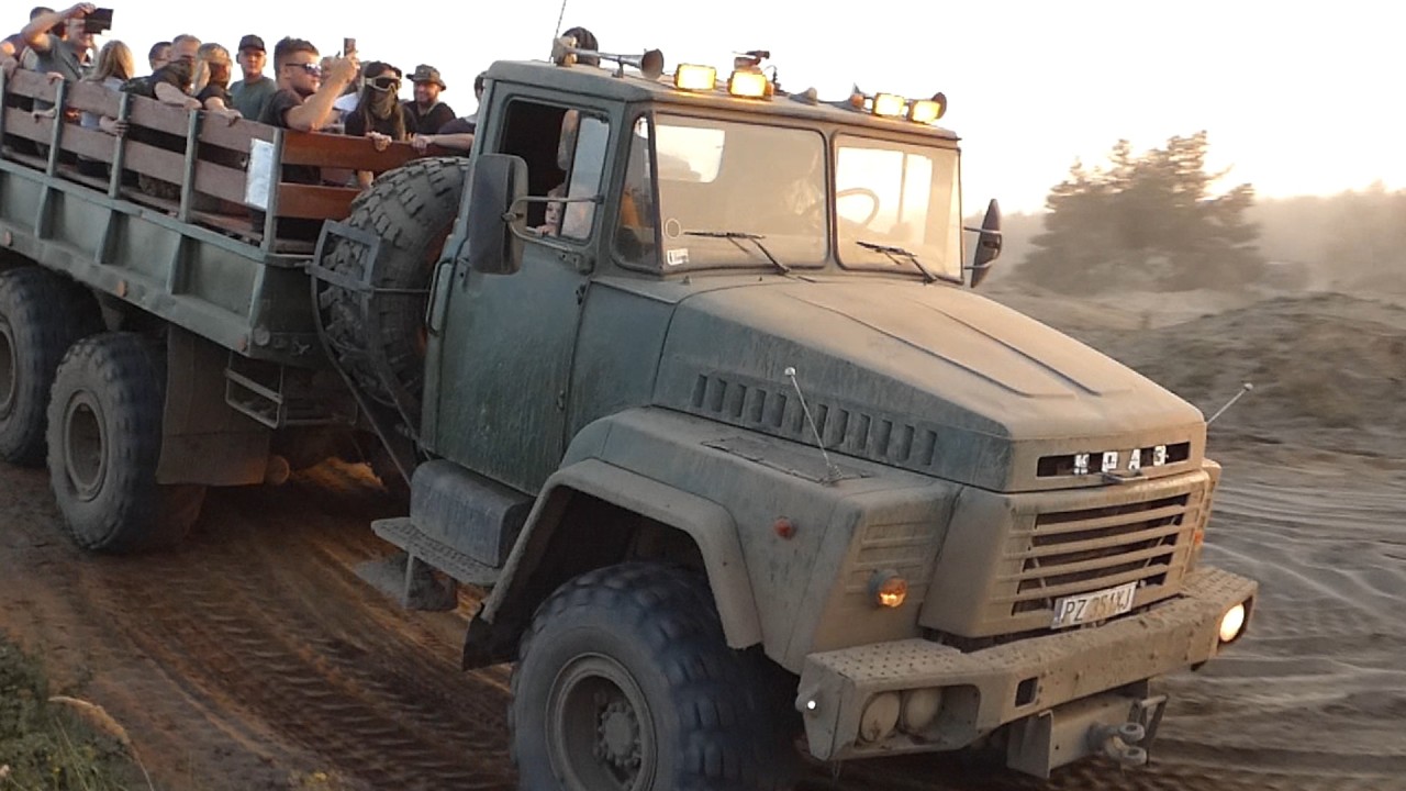 Deep Diesel & Tank Engine Sounds — Military Vehicle Show  #military