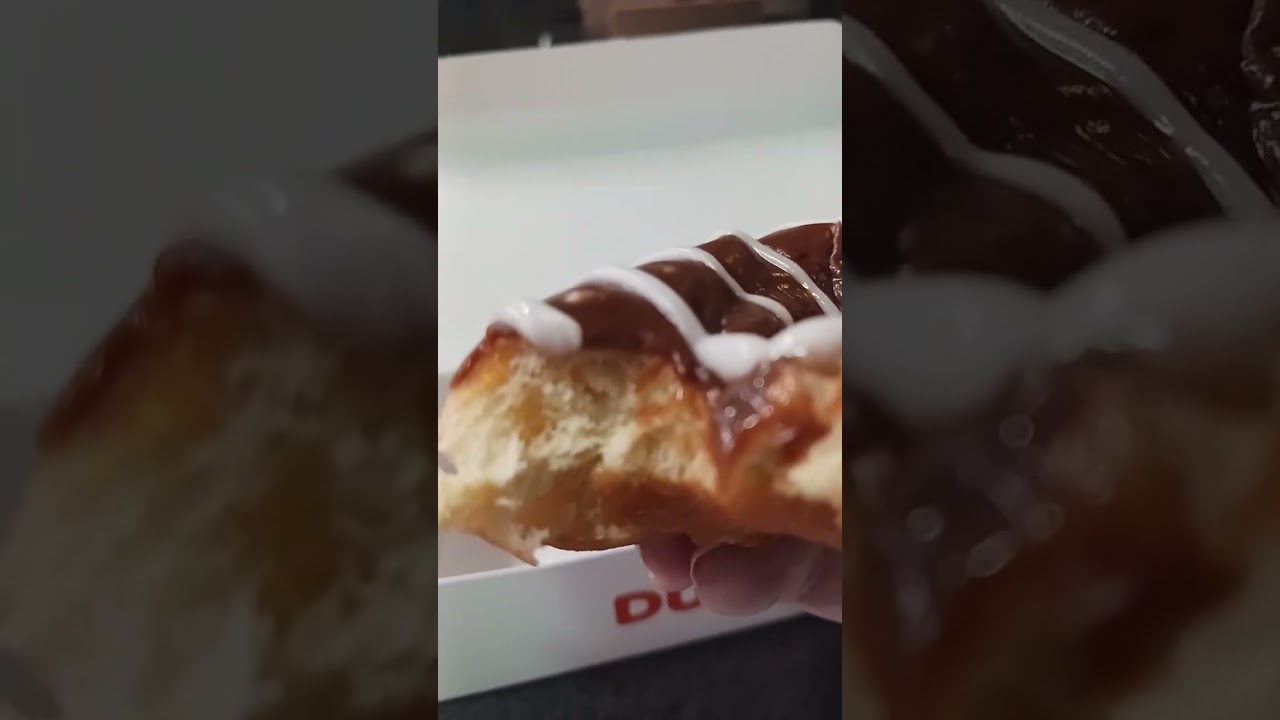 мраморный глазированный пончик, миндальный моти, протеиновый матча-латте, напиток Seasparkles Cor...