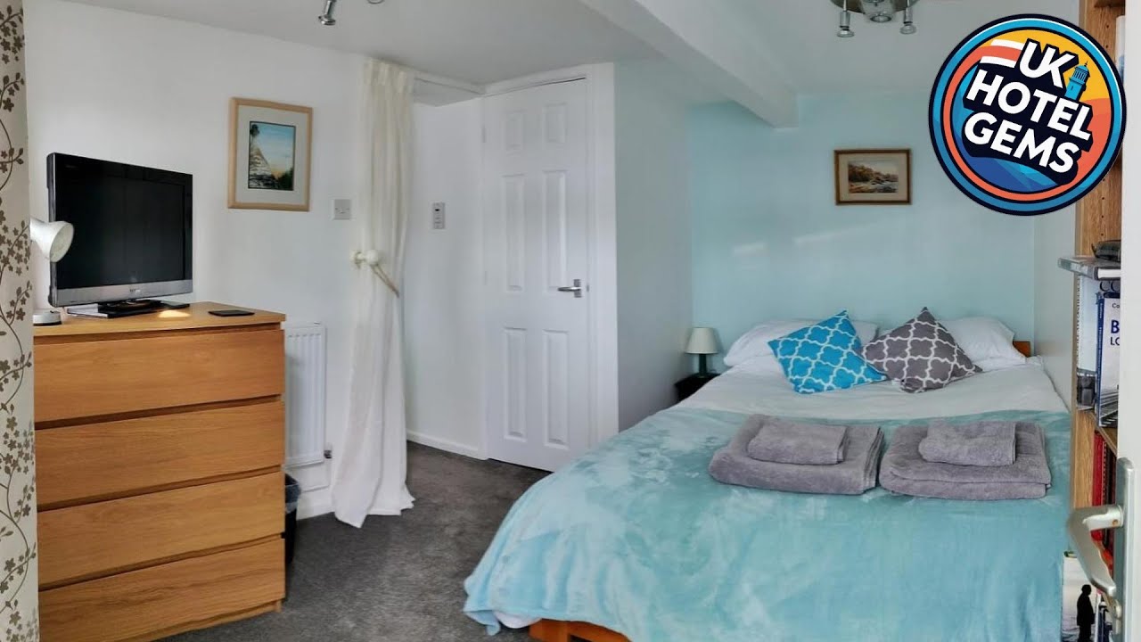 Garden Apartment | Torquay, United Kingdom | Hotel Review 🏨