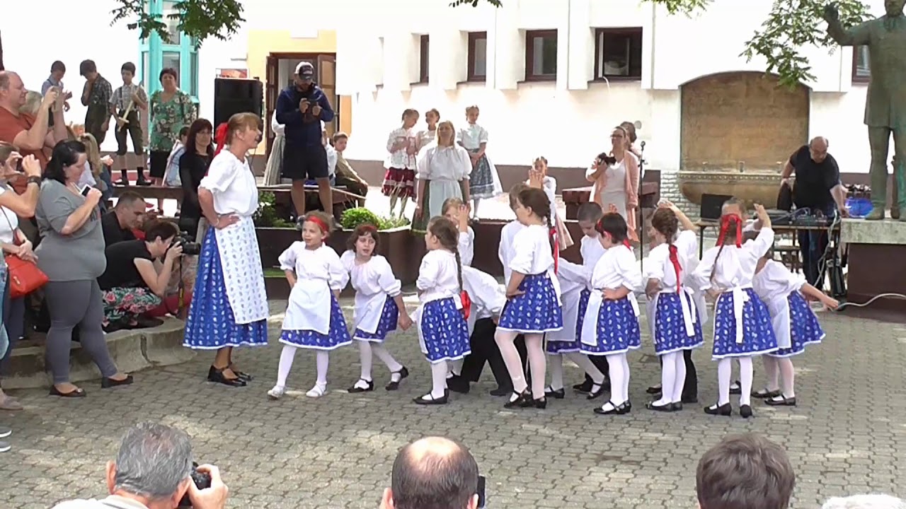 Tavaszváró Pünkösdölő 2018: Gyermekláncfű csoport  Játsszunk együtt