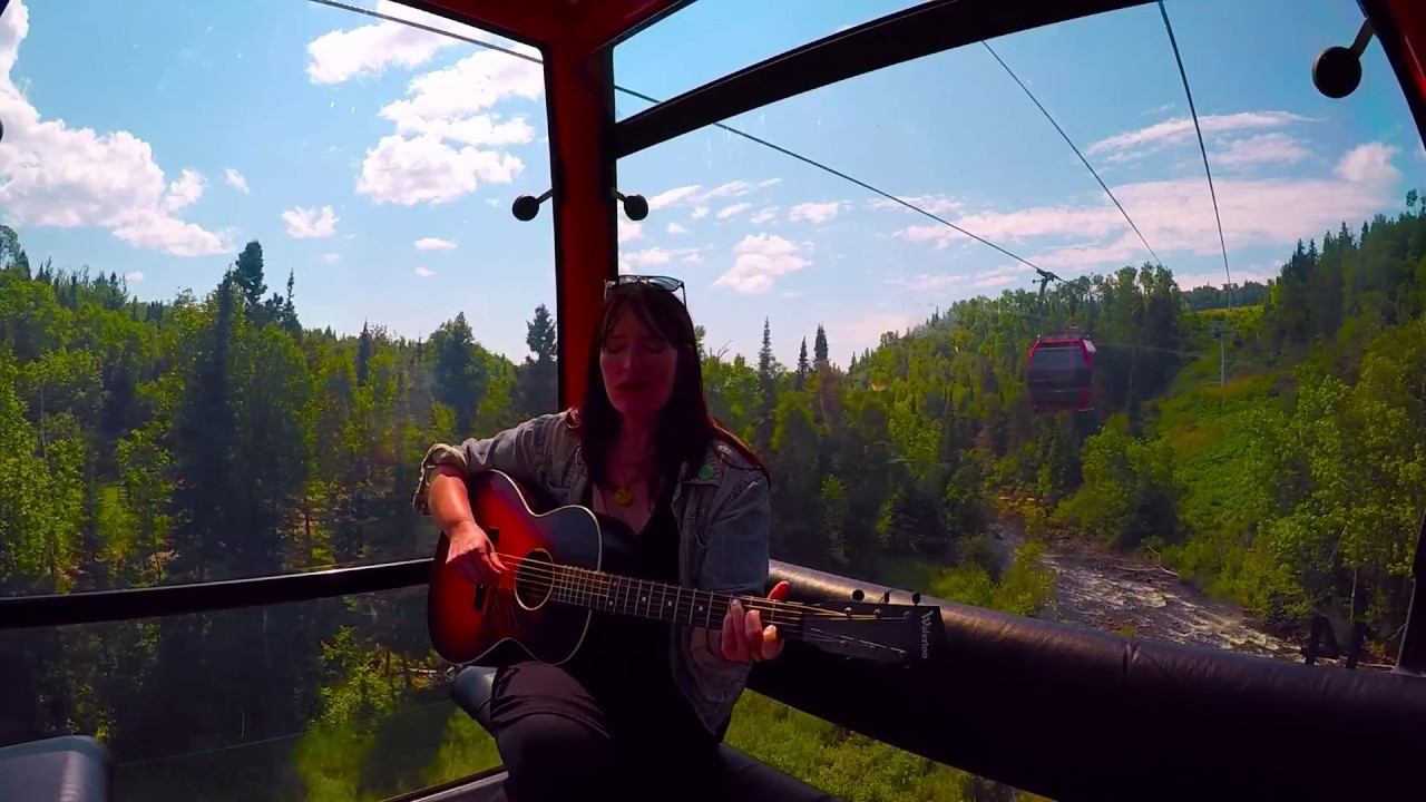 Lutsen Mountains Gondola Session | Her Crooked Heart