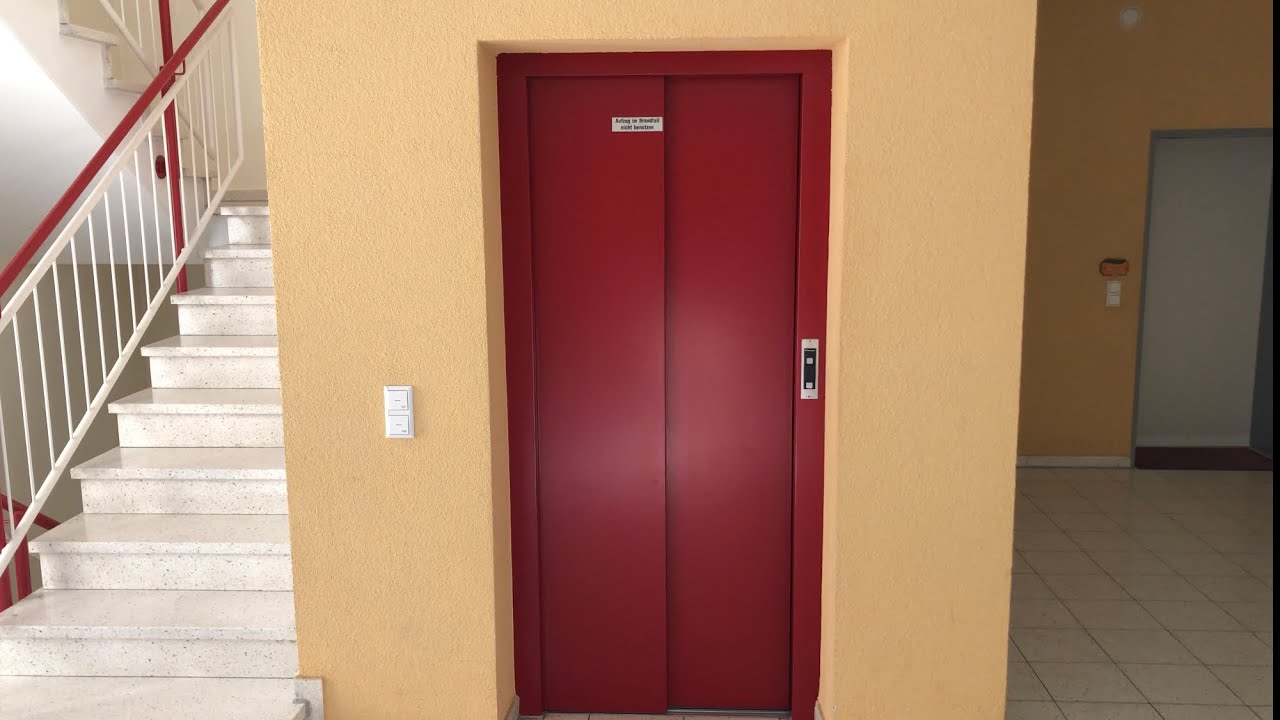 Original 1989 Haushahn Elevator at Ludwigsburg-Mitte
