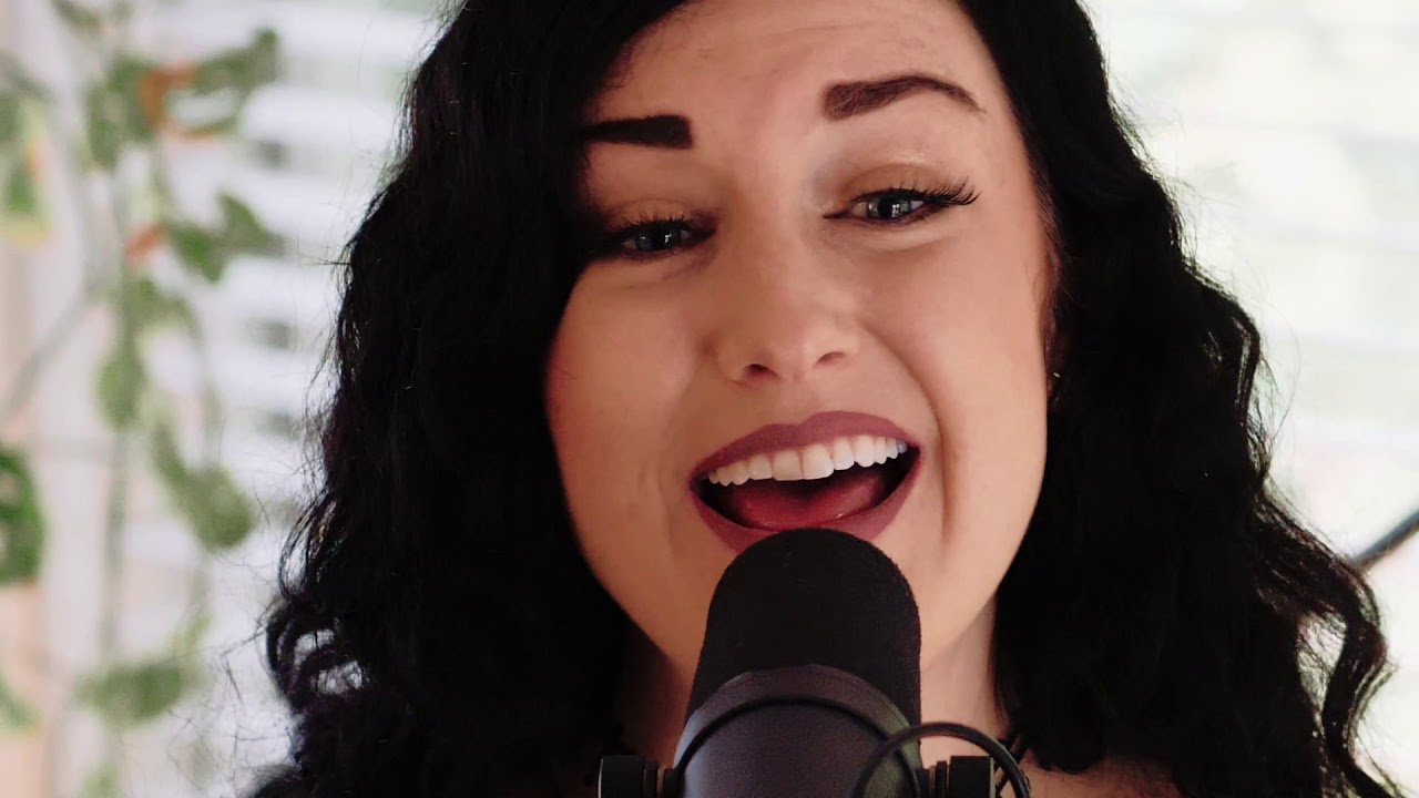 Madelyn Grant LIVE in studio