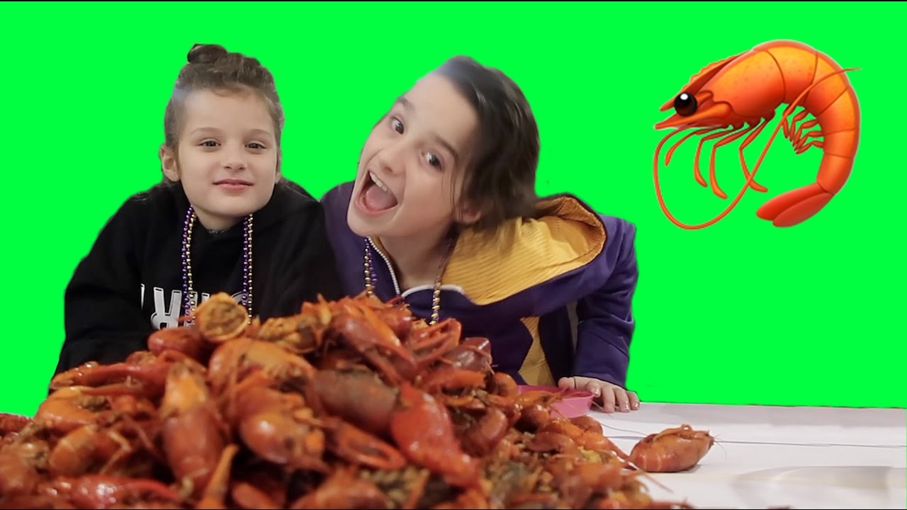 Eating Crawfish 🦐 (WK 322.3) | Bratayley