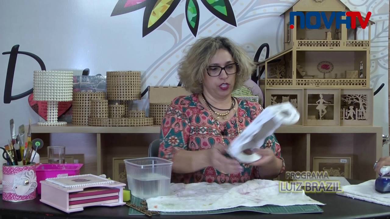 Dona Arteira com Você - 15 - Bandeja com Pátina Lavada e Sublimação em Azulejo