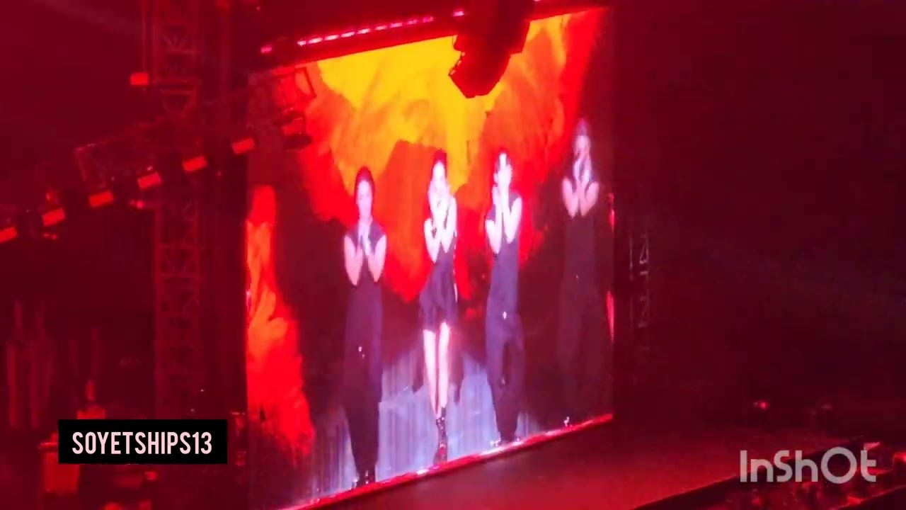 [BORN PINK TOUR 2023] FLOWER-JISOO (Hanoi Day 2)❤️🌹