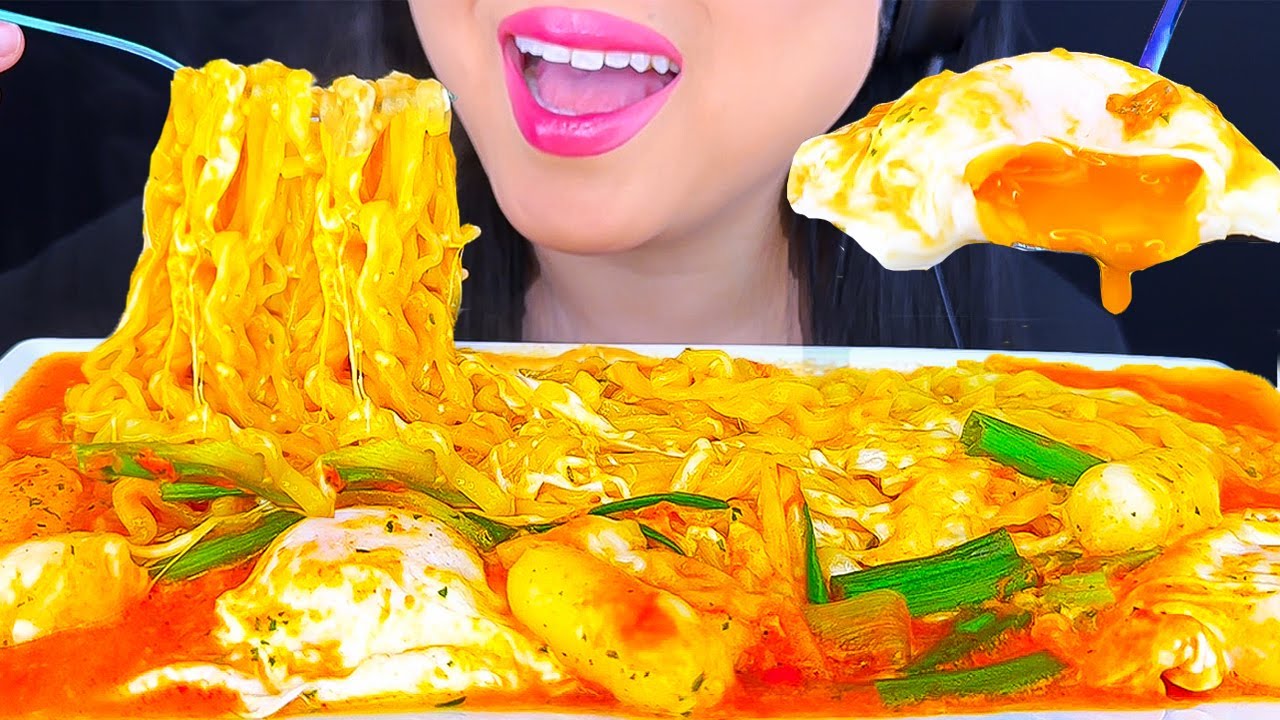 ASMR MUKBANG | Spicy Noodles with Soft Boiled Eggs | Eating Sounds | ASMR Phan