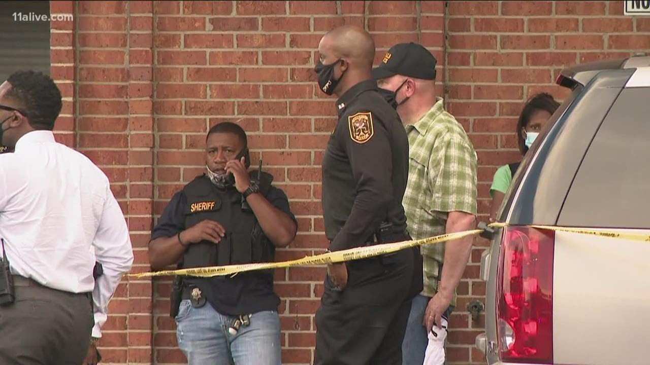 Supermarket employee shot, killed over mask policy
