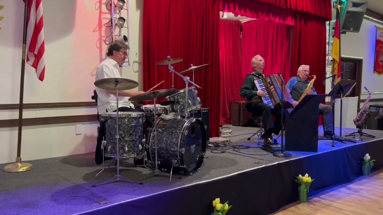 The Gordon Kohl Trio at the German Club