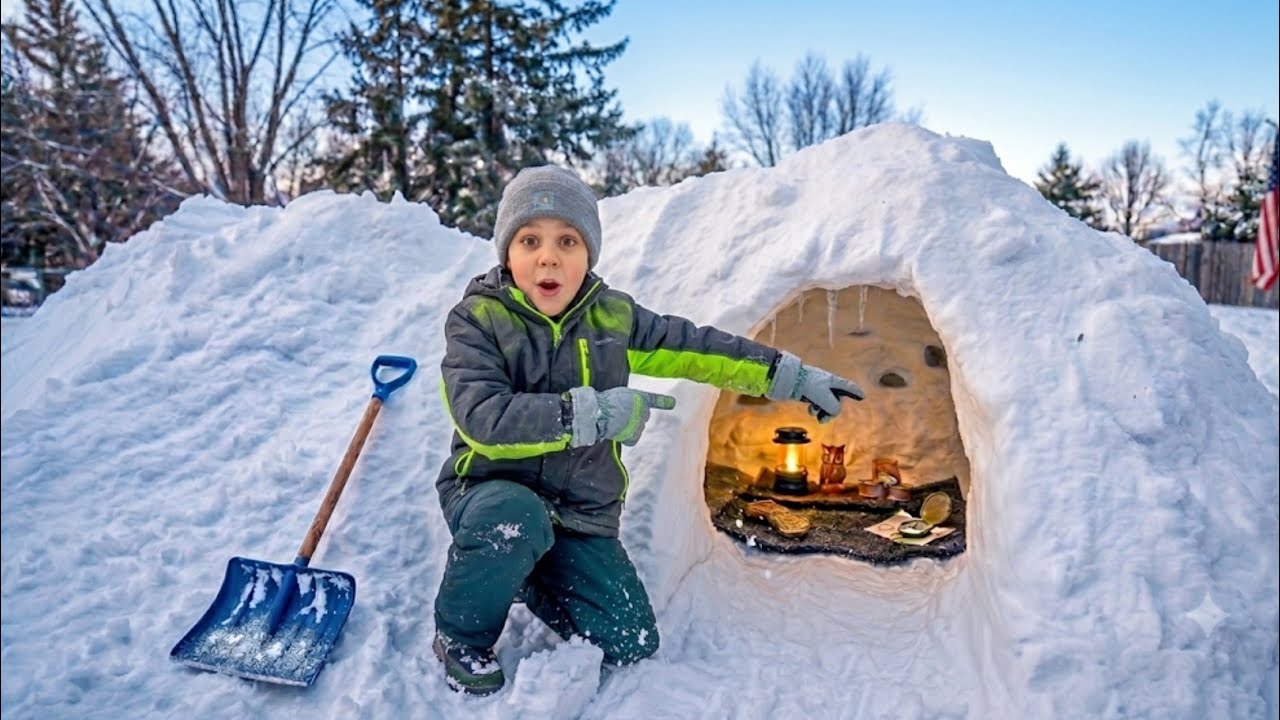 We Built A SNOW FORT In Our Backyard! | Forgotten Coast Fishermen 