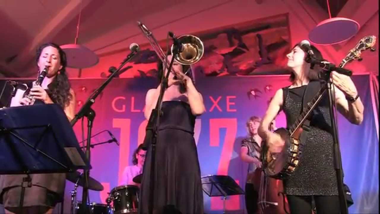 Hotcha Cornia / Cynthia Sayer's Women Of The World Jazz Band