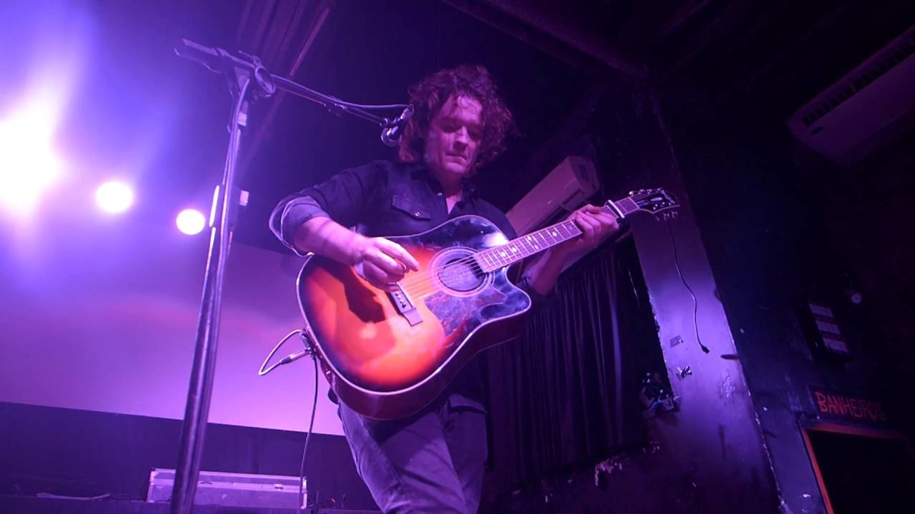 Vincent Cavanagh - Leave No Trace