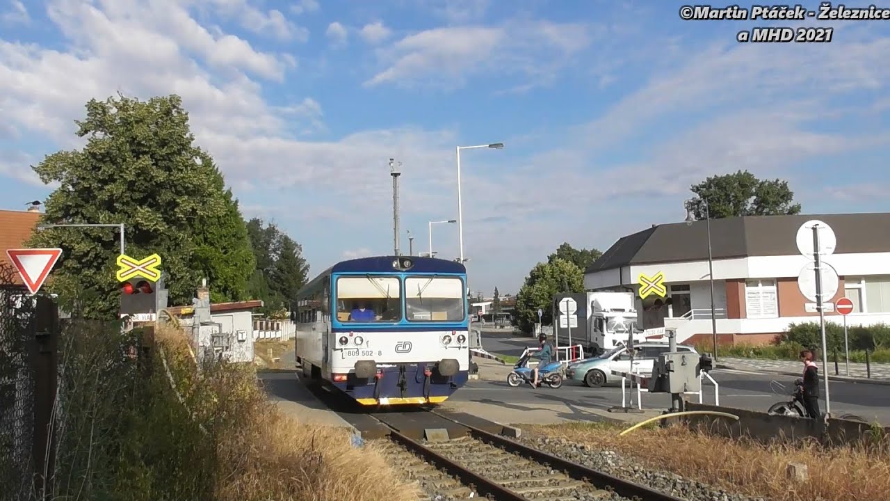 Železniční přejezd Brandýs nad Labem #1 - P2726 / 12.8. 2021 / Czech railroad crossing.