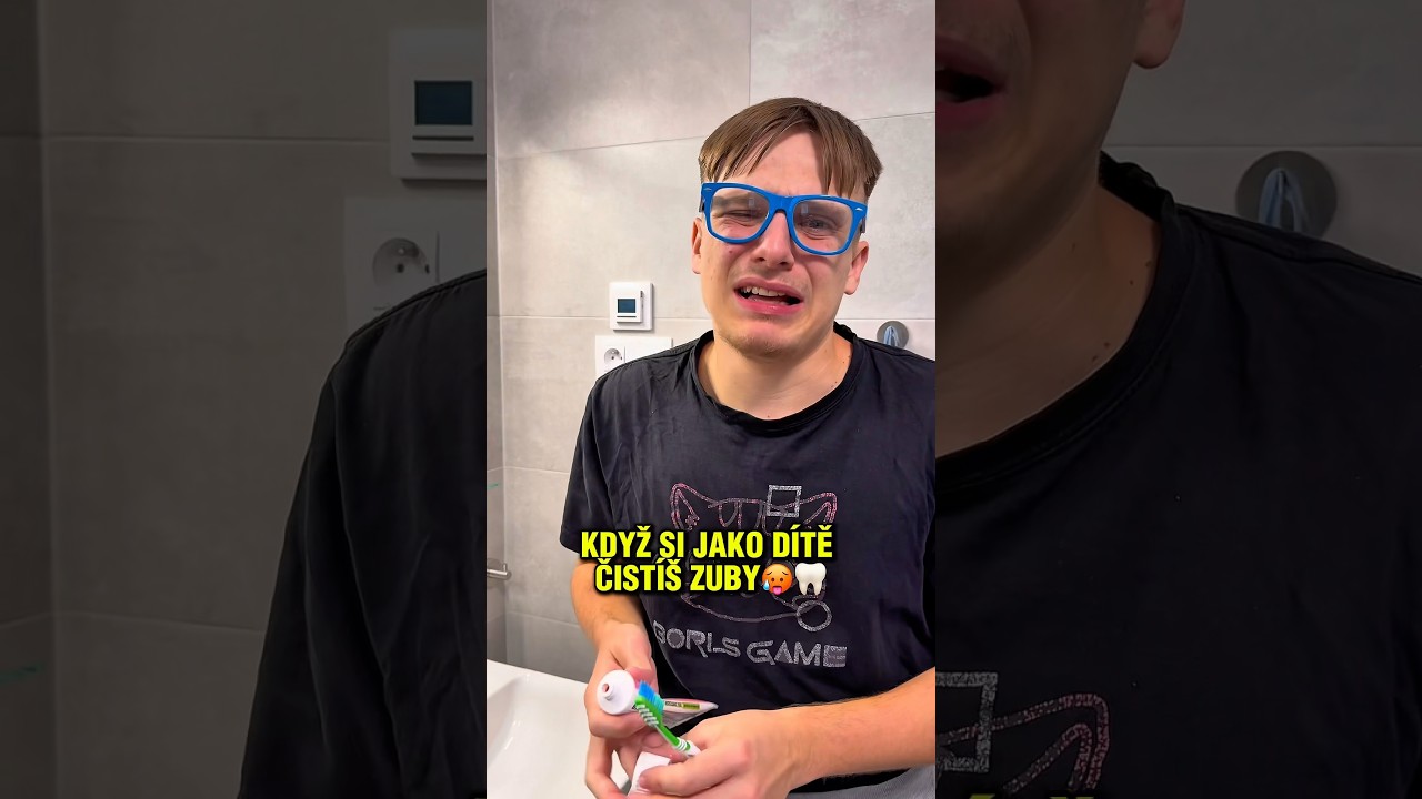 KDYŽ SI JAKO D&Iacute;TĚ ČIST&Iacute;&Scaron; ZUBY!🥵🦷 #funny #viralvideo #trending #comedy #foryou #jokes #superdvojka