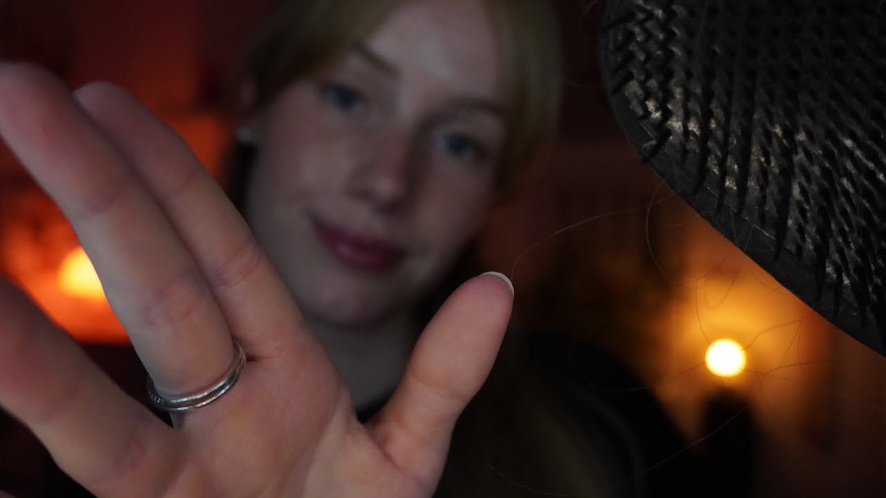 ASMR relaxing head massage in german