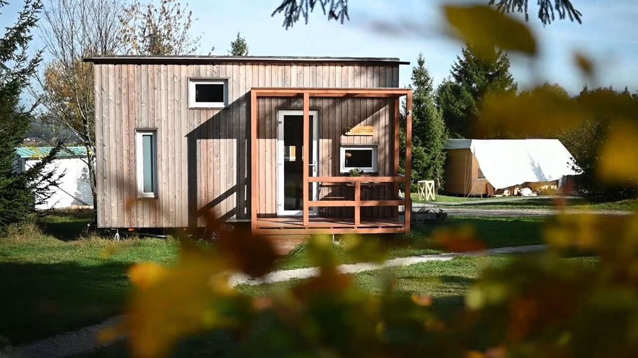Ein Dorf im Miniaturformat: Tiny Houses im Fichtelgebirge