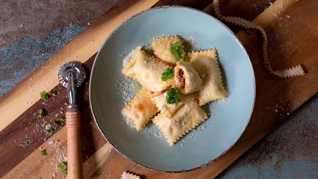 Sun Dried Tomato Pesto Ravioli