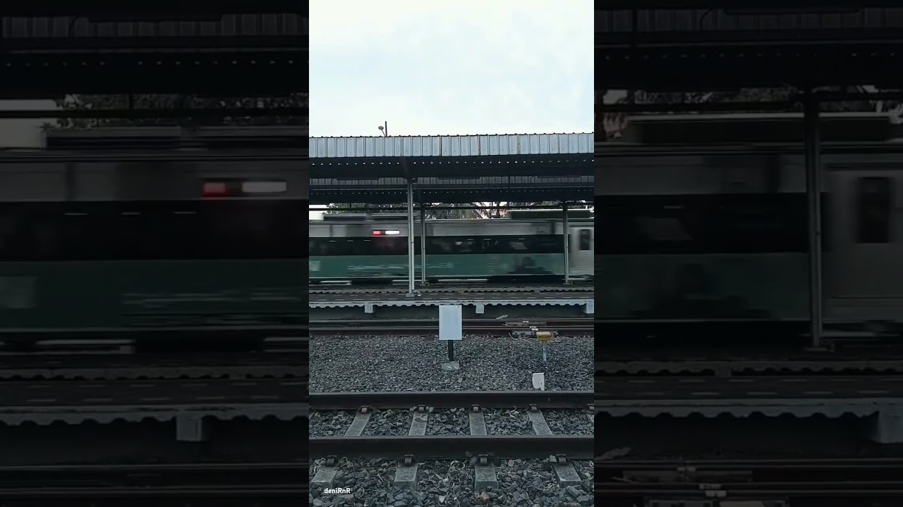 KA Majapahit melintas langsung stasiun jatibarang #keretaapi #keretaapiindonesia #kamajapahit