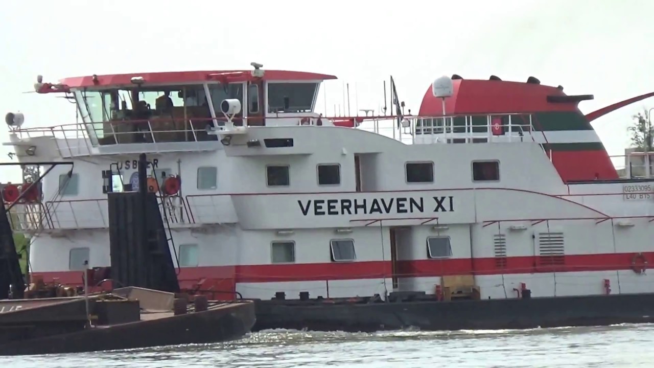 BNR 186 - VEERHAVEN XI – IJSBEER drieschroefs duwboot voor de rijnvaart