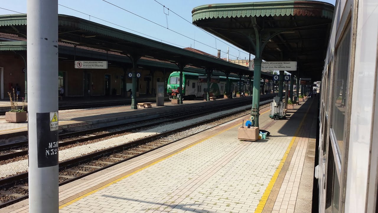 A bordo di un treno Regionale di Trenord da Mantova a Milano C.le