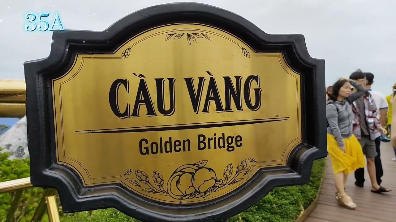 Trải nghiệm cáp treo Bà Nà Hills