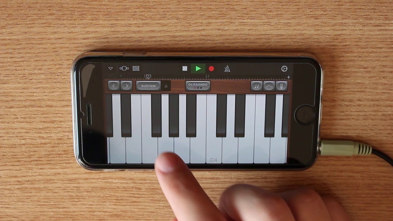 Ed Sheeran - Shape of You on iPhone (GarageBand)