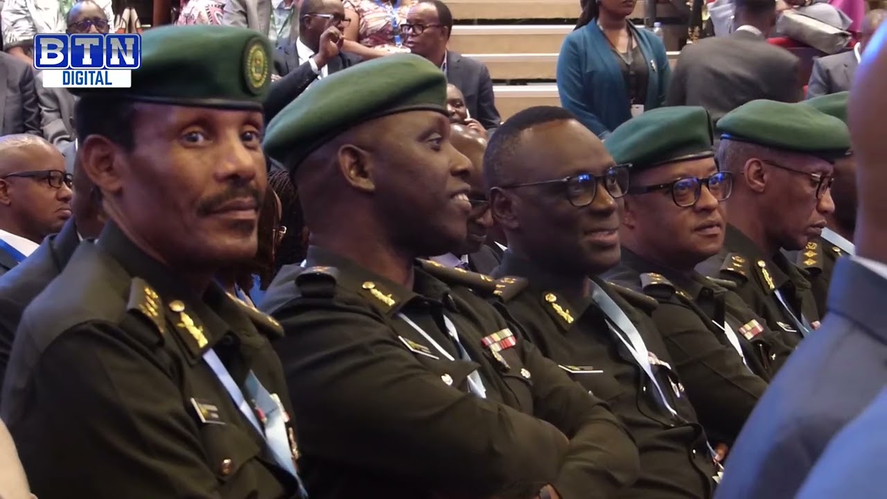 REBA UKO PEREZIDA KAGAME YINJIYE MURI KCC MU MUSHYIKIRANO// ABAYITABIRIYE BOSE