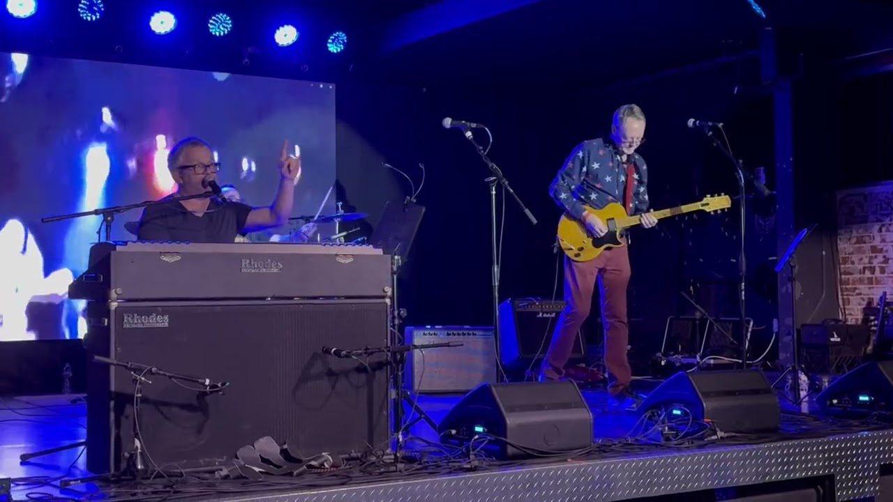 T.H.C. - Brian May - Live! at Fulton 55 - Reunion Concert