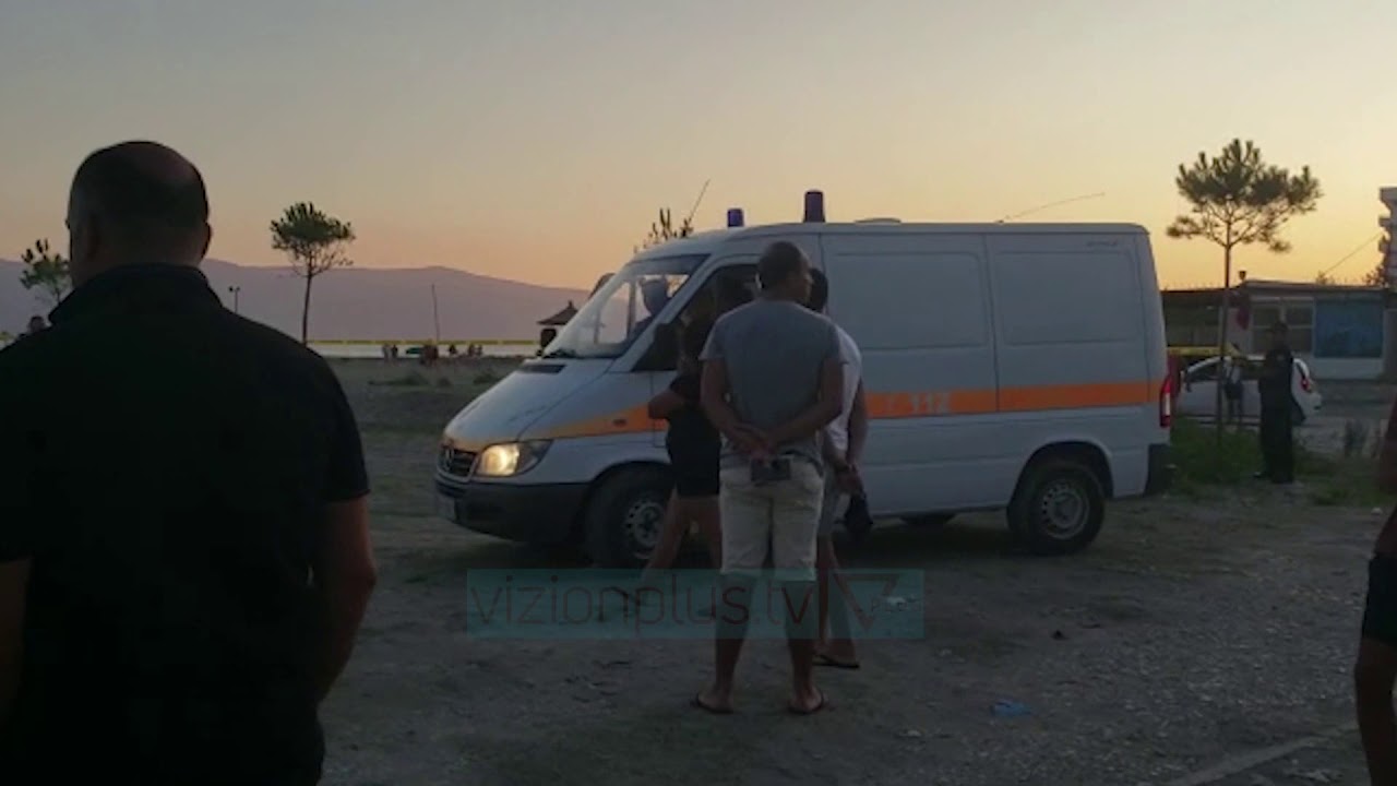 Plumbat në plazhin e Vlorës, vdes pronari i lokalit - News, Lajme - Vizion Plus