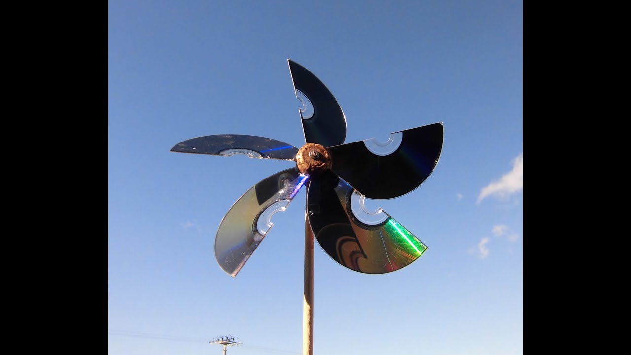 Molinillo de viento, reciclando cds, corcho