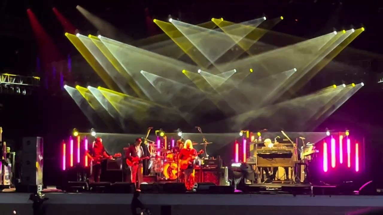 Gov&rsquo;t Mule Joe Bonamassa Breaking up Somebody&rsquo;s Home Gilford NH 8/1/26
