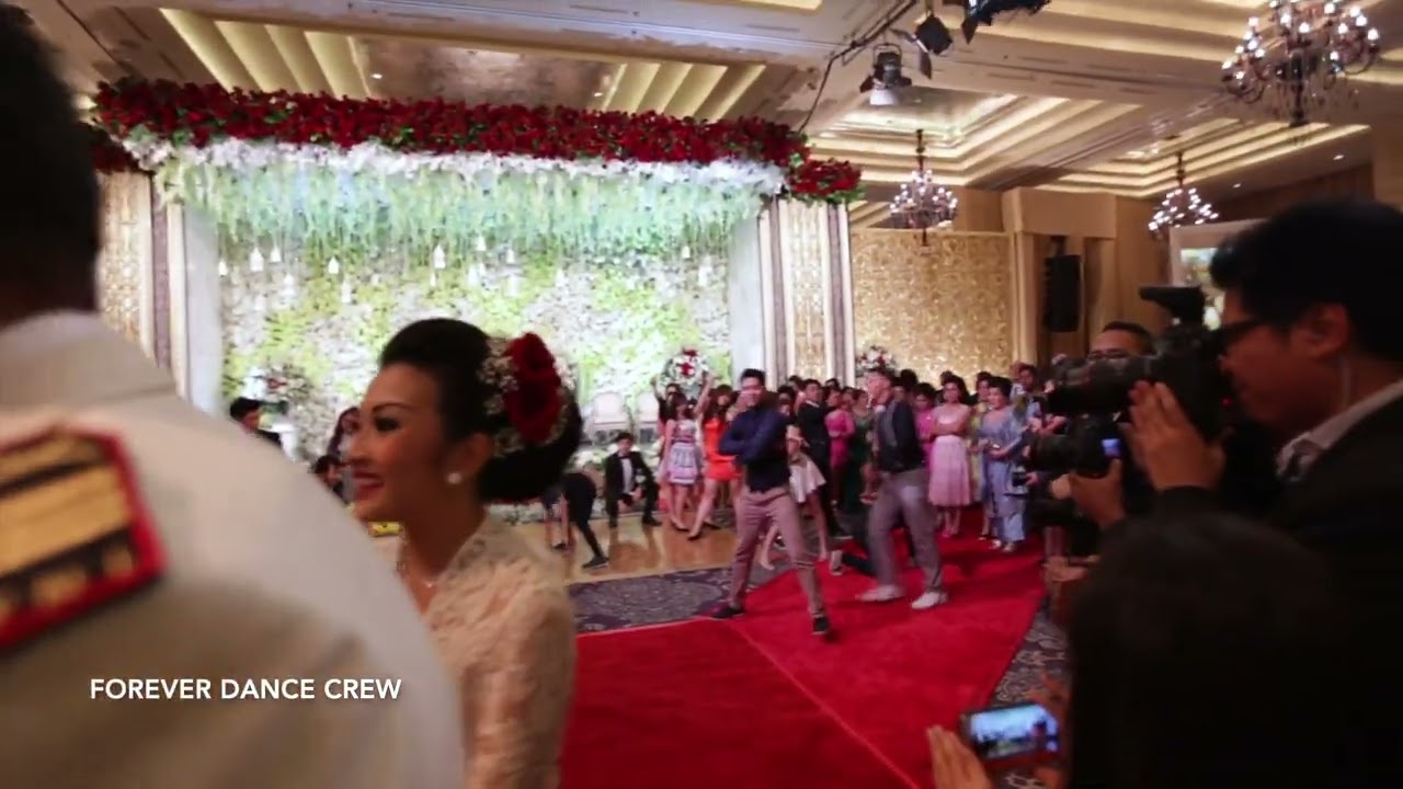 Wedding Dance Show Indonesia