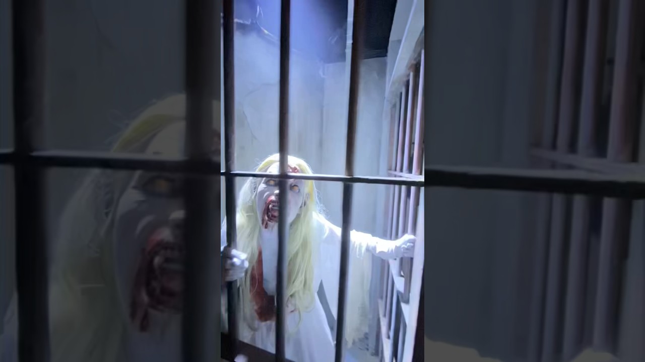 Bride of Frankenstein Haunted House at Halloween Horror Nights 2021