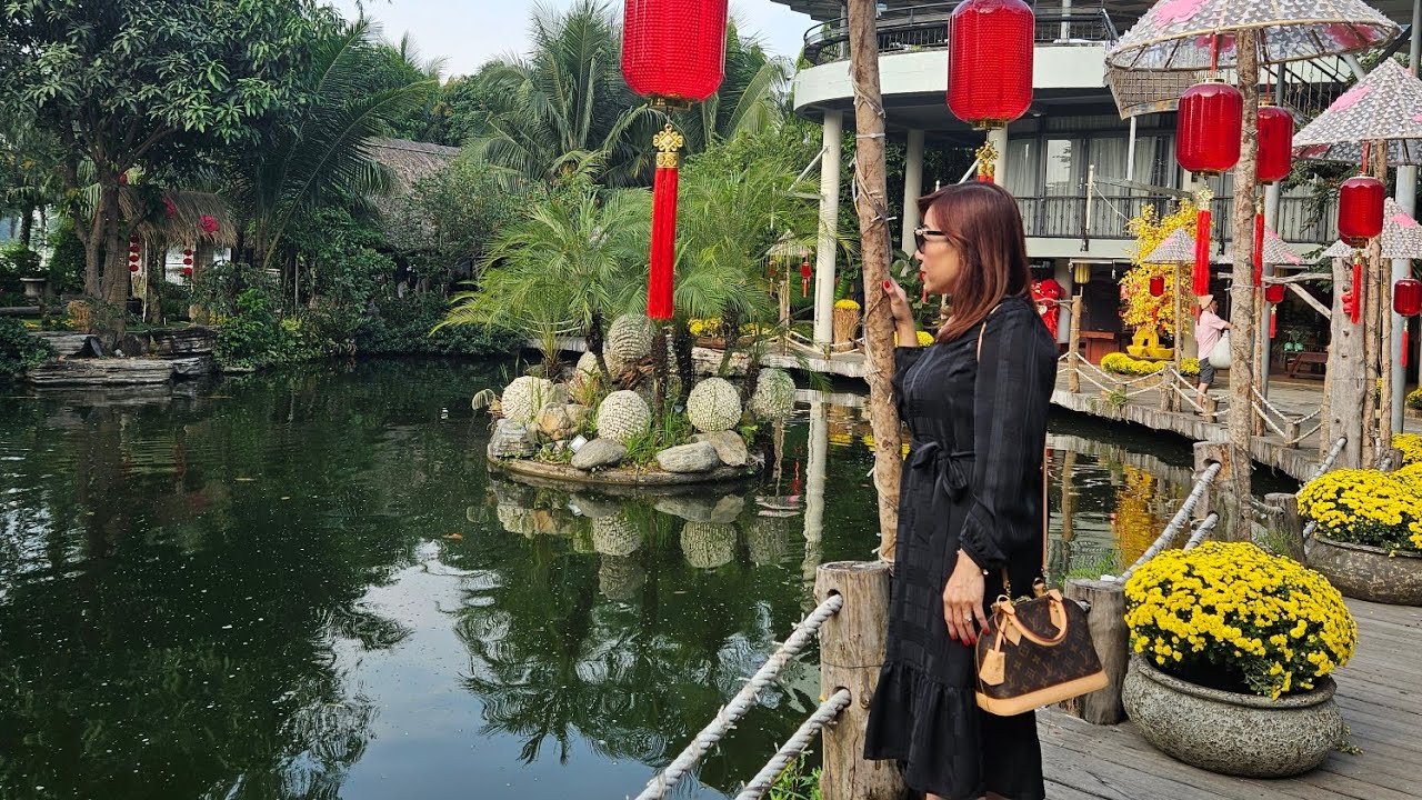 Golden Bay Garden River Cafe Bien Hoa Vietnam