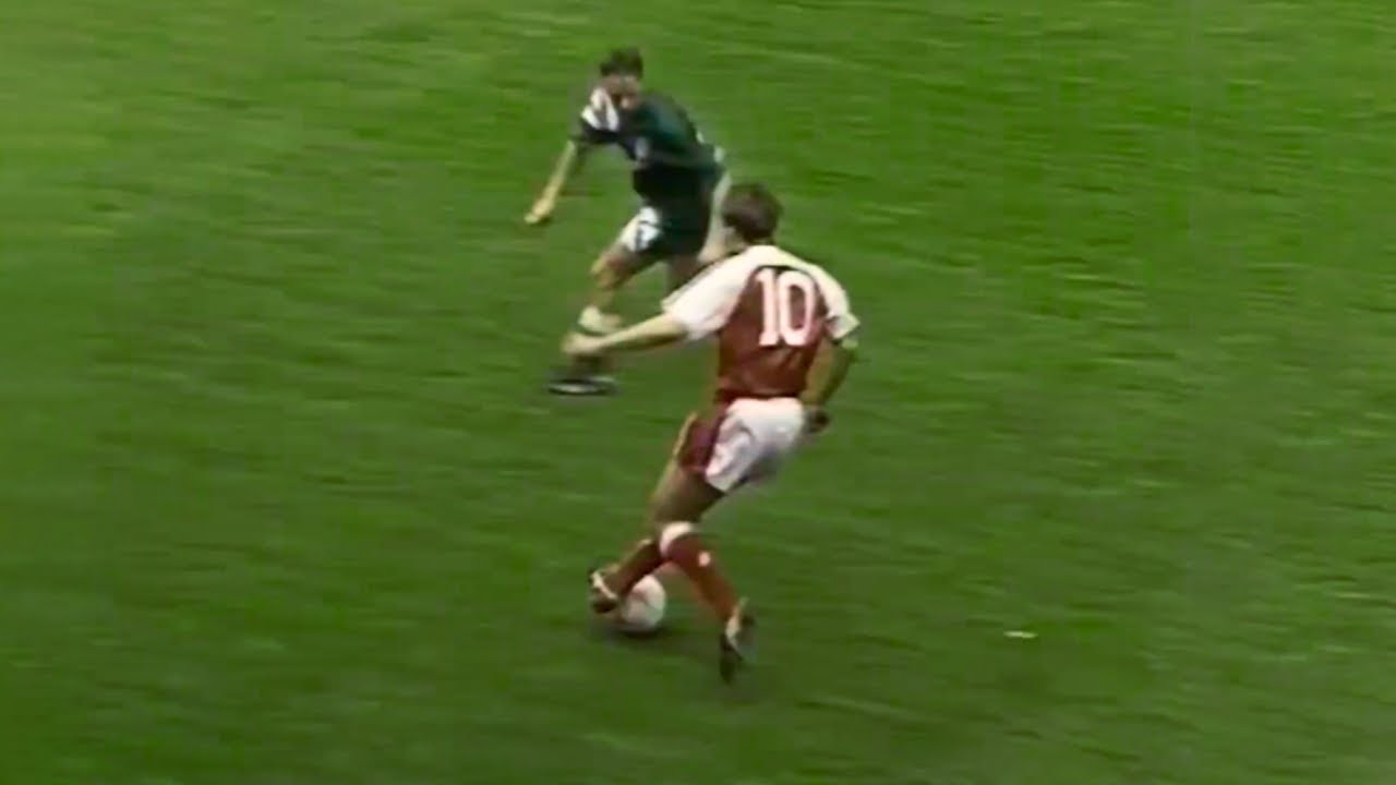 10 Minutes of Paul Merson Magic!