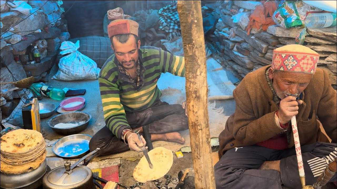 Forest Kitchen: Cooking DAL and CHAPATI with Himalayan Shepherds