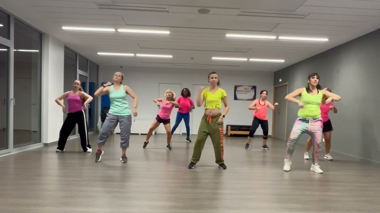 ZUMBA FLY PROJECT - Toca Toca